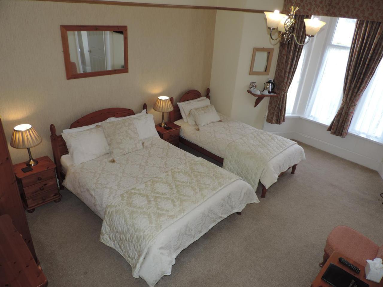 Bron Rhiw Guest House Criccieth Esterno foto